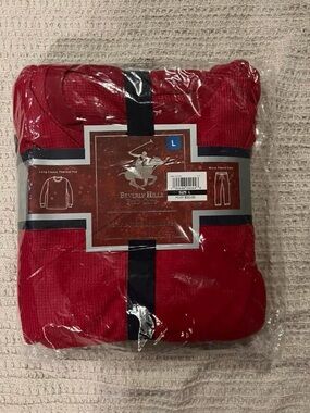 Beverly Hills Polo Club Men’s Bright Red Crewneck Thermal Sweater